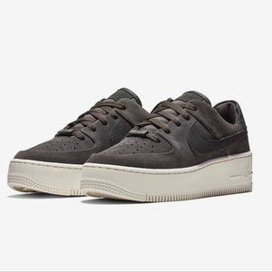 nike air force 1 sage low night stadium